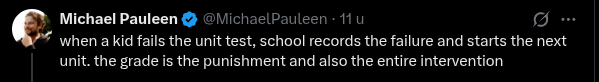 Tweet van Michael Pauleen over falen op een unit test als straf en interventie ineen